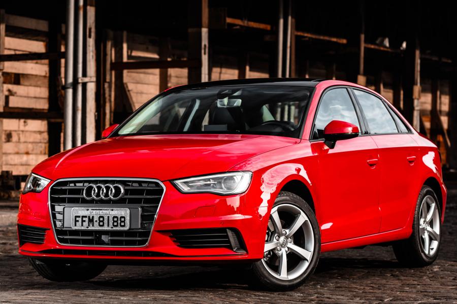  Audi A3 Sedan 1.4 TFSI Flex (8V) 2015 года  (LA) (фото 4 из 23)